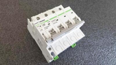 Noark Ex9BP-N 4P C 32A PV Circuit Breaker 1000 VDC 101650 DC Photovoltaic MCB
