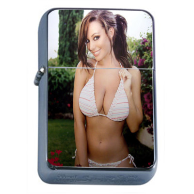 London UK Pin Up Girls D5 Flip Top Oil Lighter Wind Resistant 