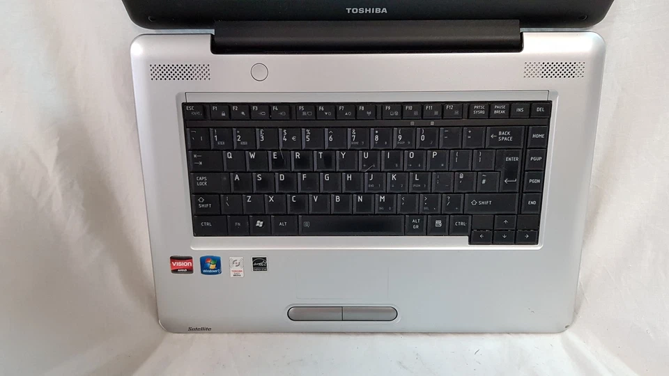 Toshiba satellite l450d-11x 15.6" Laptop AMD Turion X2 RM-74 4GB 500GB, NO OS - Image 4 of 4