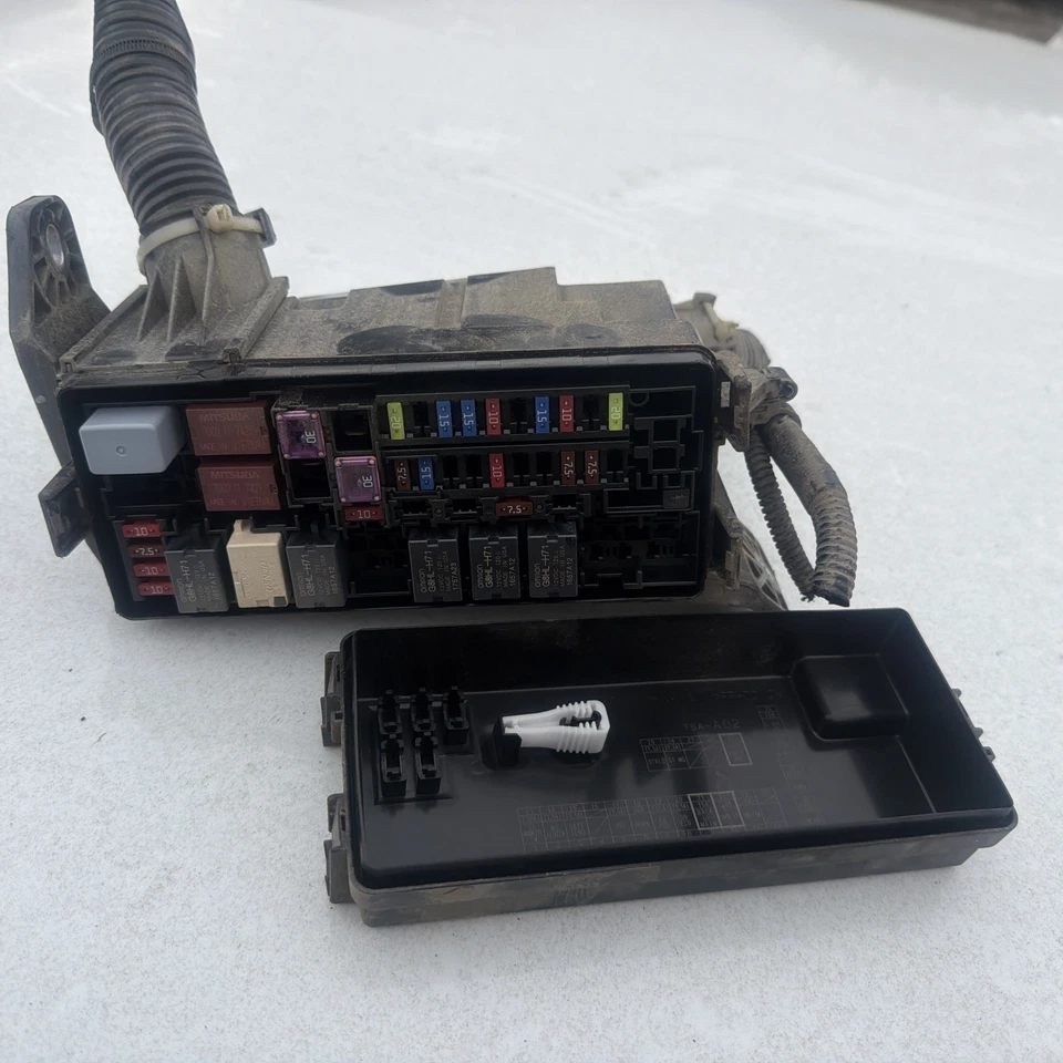 Módulo de relé de caja de fusibles Honda Fit 2015-2017 Pp-td10|1i1-2|4063 DSE6W Foto 3 de 3