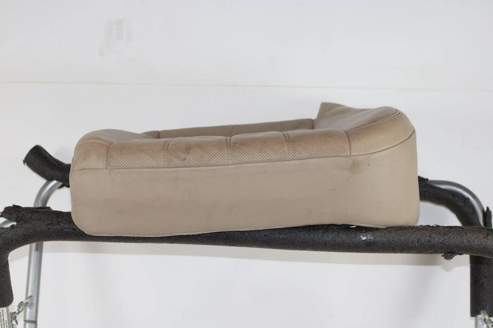 Оригинальная односпальная нижняя подушка для заднего сиденья HYUNDAI EQUUS 2011-2012 годов выпуска - Изображение 3 из 4