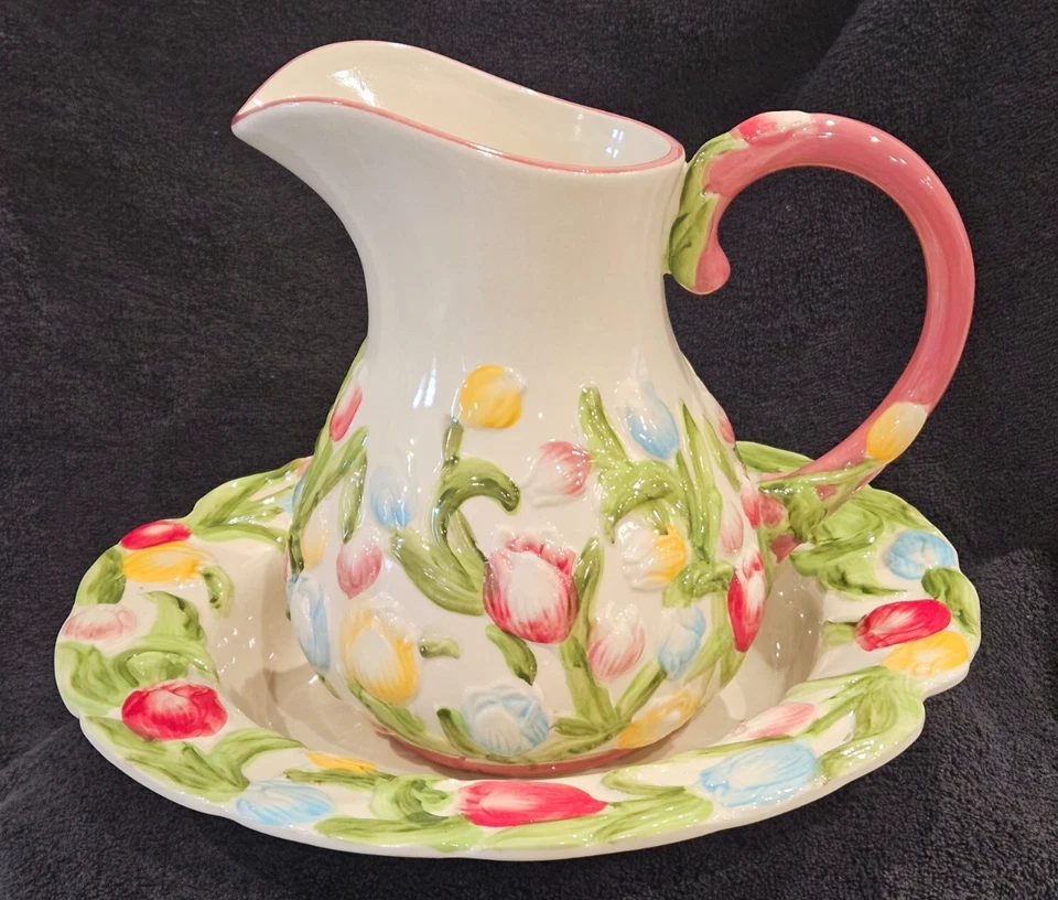 Juego de jarra floral figurativa Temptations, tazón, plato de mantequilla, azucarero y crema Foto 3 de 4