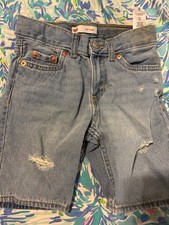 Kids size 5 Levi  s distressed denim shorts