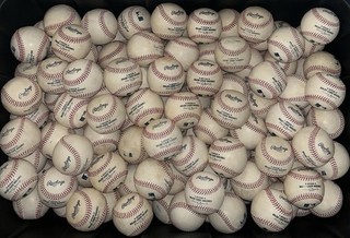 (100) Rawlings Major League MLB Baseballs Great Condition!