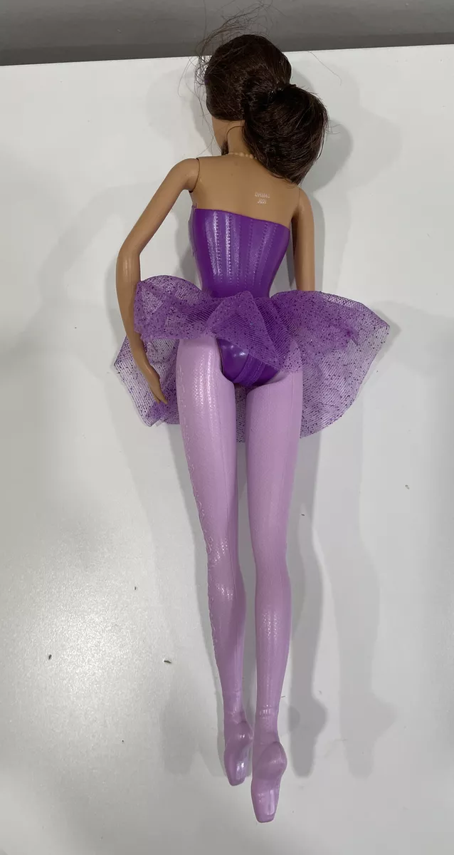 Barbie Muñeca bailarina, morena, tutú morado