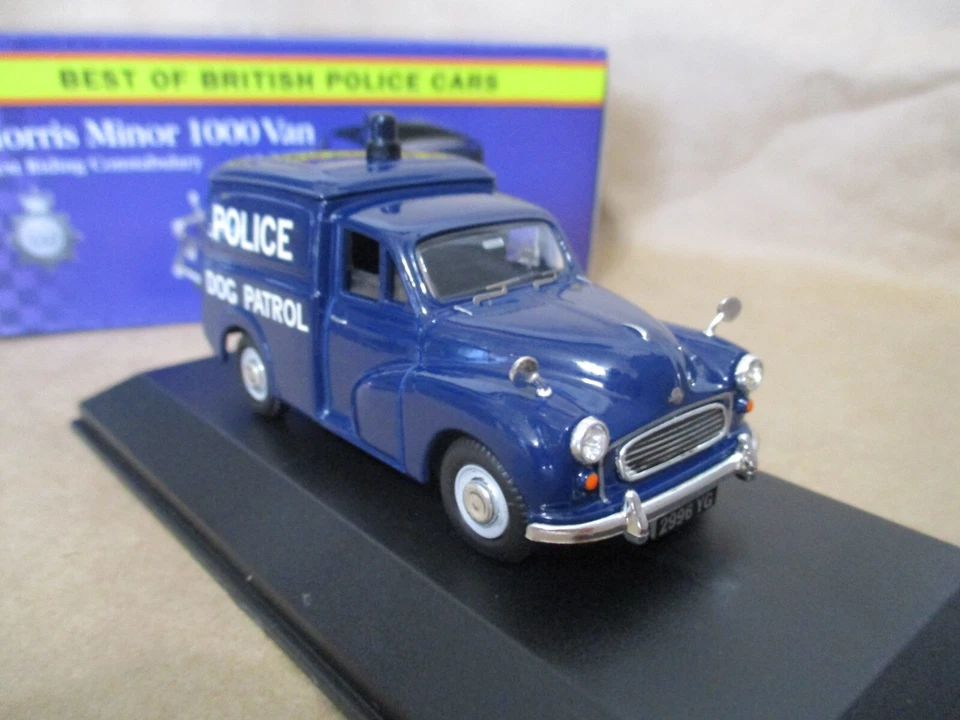 Atlas Diecast British Police Series Morris Minor 1000 Van 1:43 Diecast w/box - Image 3 of 4