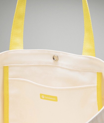 Lululemon Multi Pocket Canvas Tote Bag Natural Yellow NWT Sold Out 20L - Bild 3 von 3