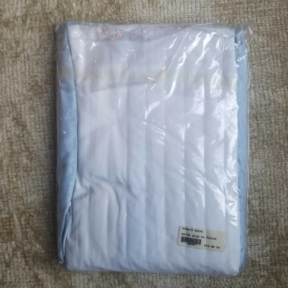 Falda de cama plisada doble azul real Palais Foto 2 de 4