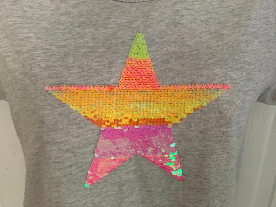 BODEN Girls Flip Sequin Color Change  STAR SS T Shirt 11-12 Y - Image 3 of 4