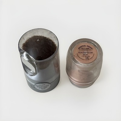 Physicians Formula Mineral Wear Illuminating Veil-Peachy Glow. Rare. Read