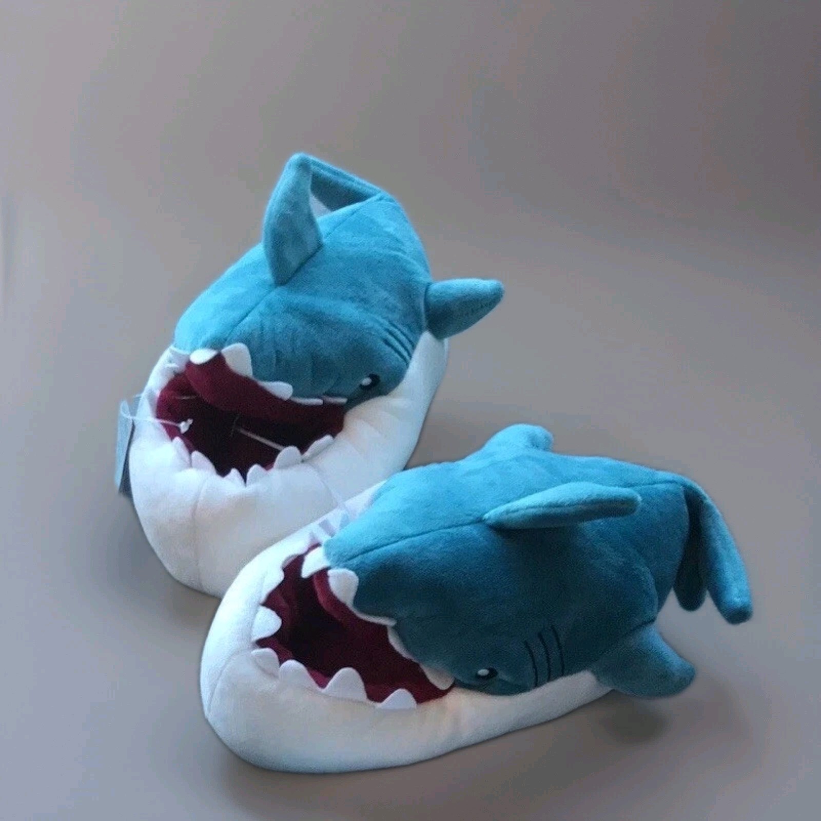 Cat & Jack Kids Slippers Size S (13-1)