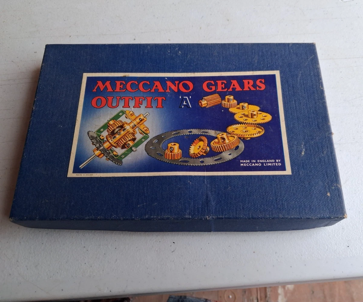 Cornière Meccano 8 trous zinguée