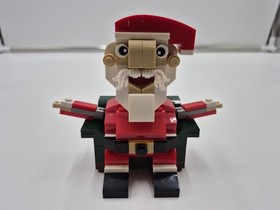 LEGO Seasonal: Lego Santa (40206) 100% Complete 