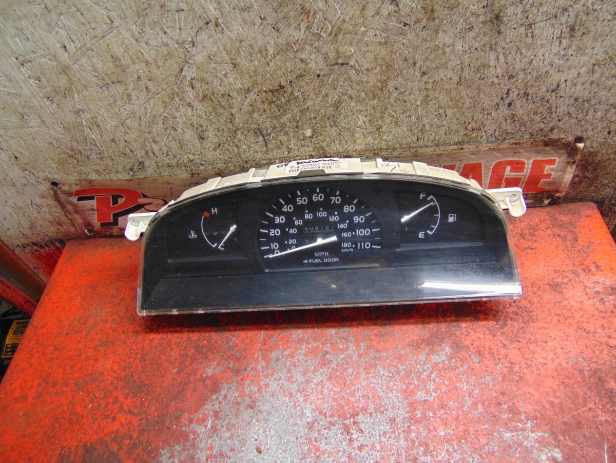 01 02 03 04 Toyota Tacoma speedometer instrument gauge