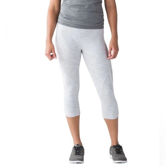 Lululemon Run With The Sun Crop Capri Wee Are From Space Nimbus Battleship White
