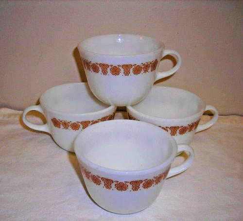 4 Corelle Pyrex Butterfly Gold Cups - Near MINT