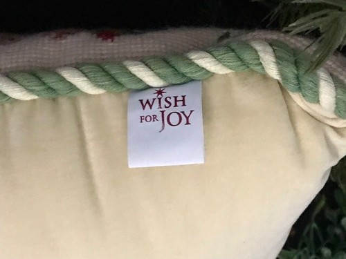 BEAUTIFUL! HOLLY BERRIES NEEDLEPOINT DECORATIVE ACCENT PILLOW BY WISH FOR JOY - Picture 16 of 23