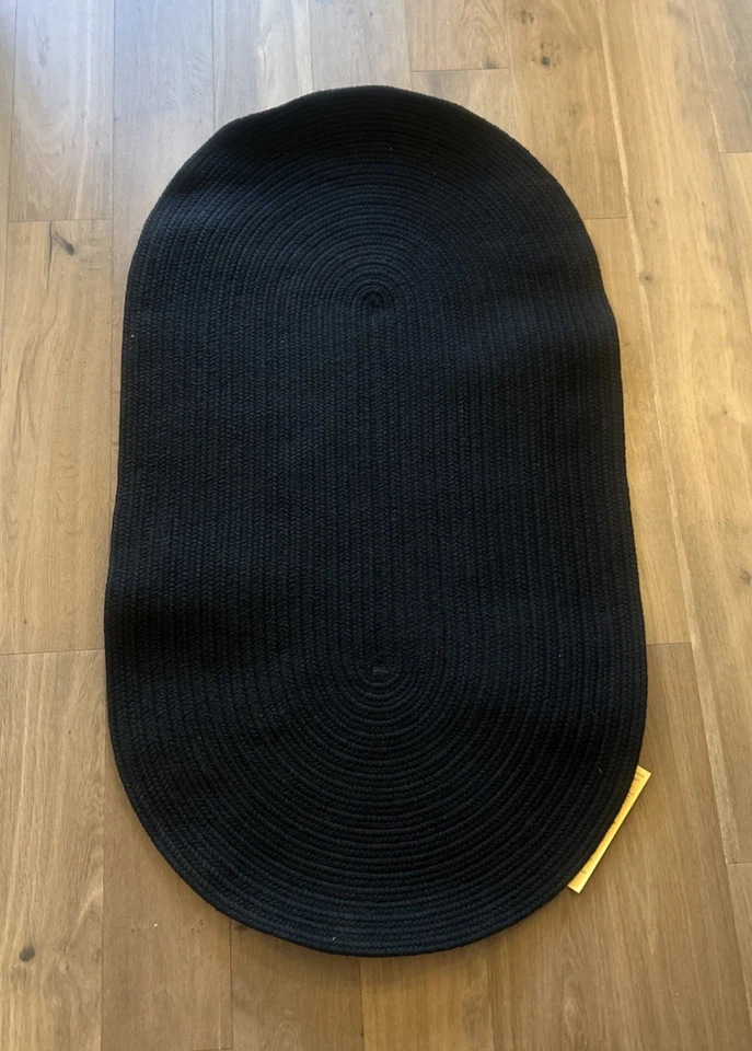 Bristol Black 3' x 5' Oval Area Rug for entry way, bedroom, hallway, etc. - Image 4 of 4