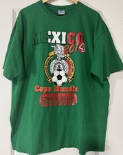 Mexico World Soccer Classic Tricolor Logo T-Shirt Men's L
