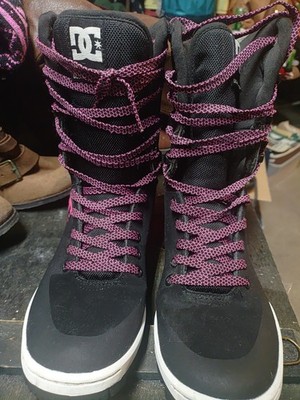 DC Shoes Nadene High Leg Winter Boots Women s Size 7 Black Pink ADJB700004