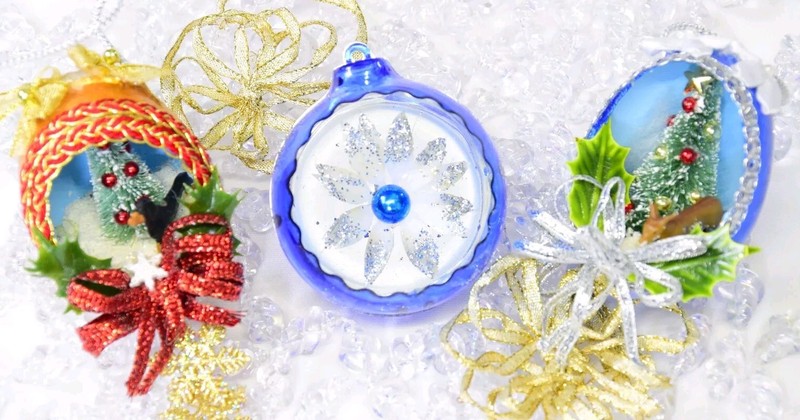 Diorama Christmas Ornaments With Vintage Plastic Blue Ornament
