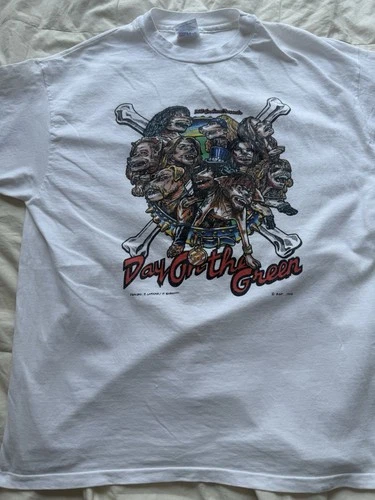 Guns N Roses Metallica Day On The Green Tour T- 1990s vintage concert t-shirt, vintage, size XL, single stitch, B+ condition