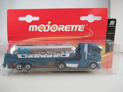 Majorette Concept Truck and Trailer Cryogen