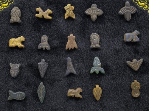 Ancient Old Lots of different 20 AMULETES representing various deities Beads