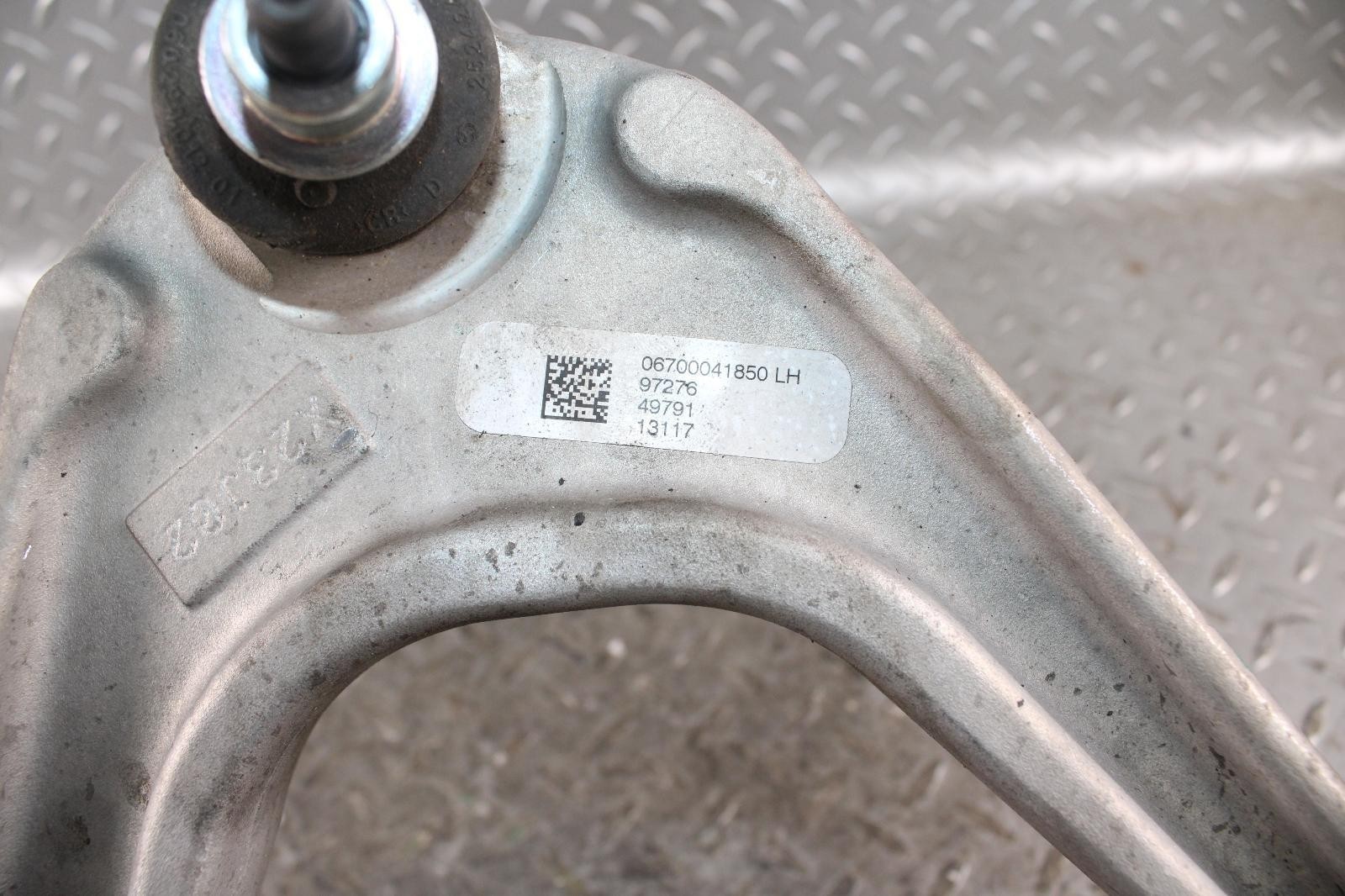 Maserati Ghibli 2014-2017 Front Left Upper Control arm