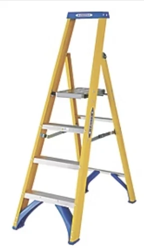 Werner Fibreglass 1.716m 4 Step Platform Step Ladder 1.111m Top Platform