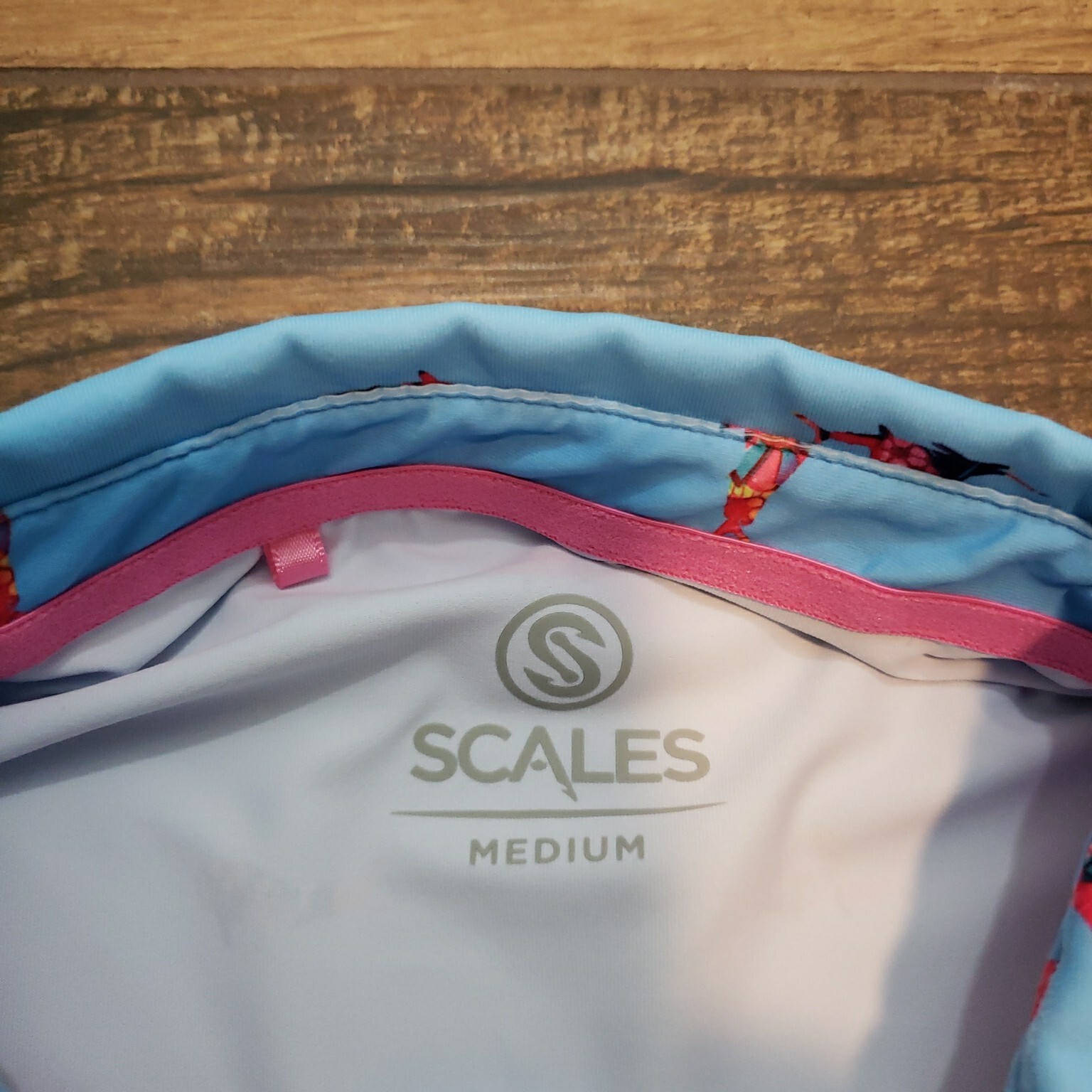 Scales Golf Polo Mens Medium Blue Trippy Fish Performance Stretch Flex Hybrid eBay