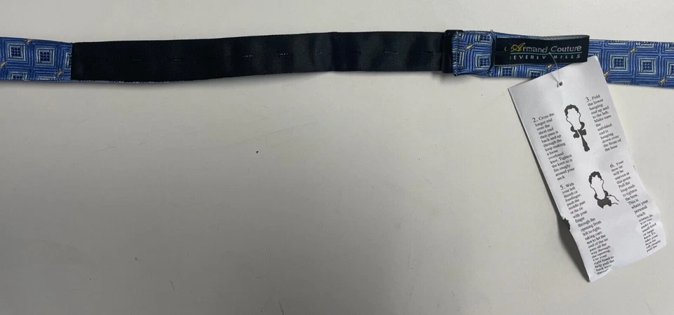 Pajarita Hombre Seda Azul Plata Geométrica AUTOCORBATA Pajarita Foto 4 de 4