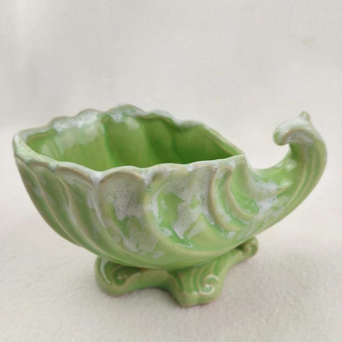 Vintage McCoy USA Pottery Cornucopia Vase Planter Green Lime 6"x3.5"x3.5"