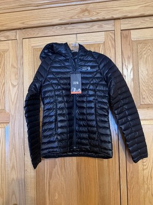 Mountain Hardwear Women s Ghost Whisperer UL 1000+ Down Fill Hooded Jacket Blk S