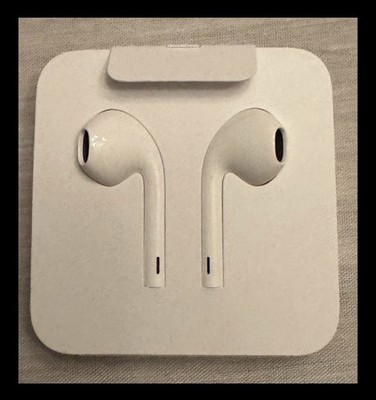 NEW EarPods Lightning Connector Lightning To USB Cable USB Power Adapter ALL NEW