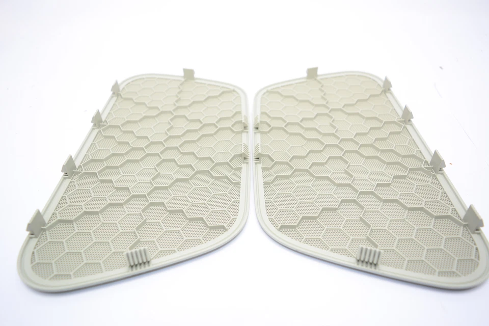 Saab 93 Speaker Grill Rear Boot Left  and Right Used - Image 2 of 4