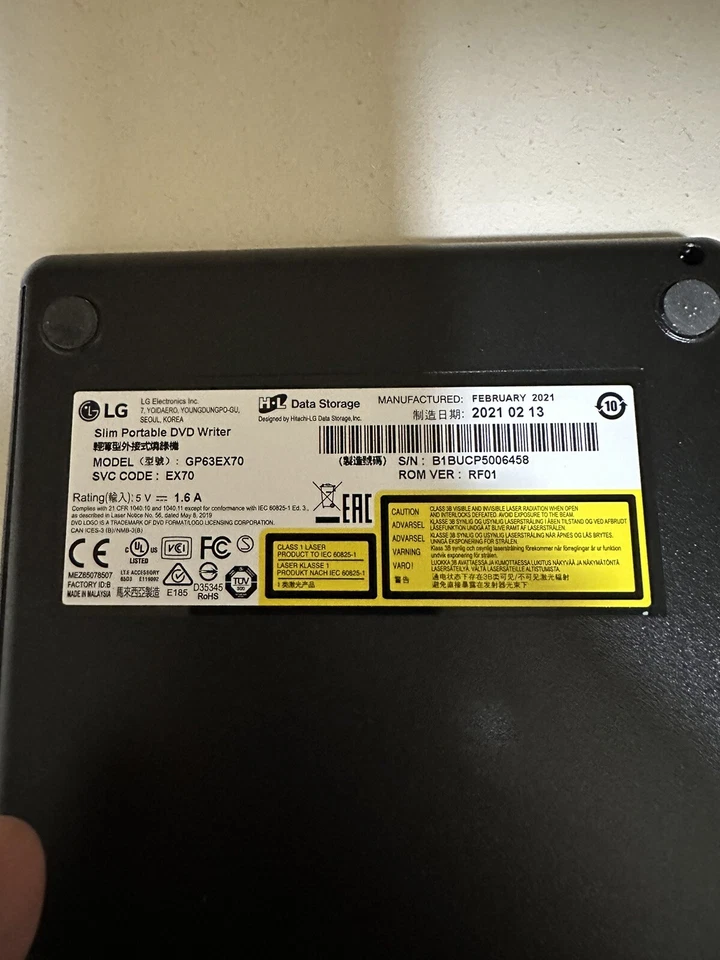 Grabadora de DVD portátil LG ultra delgada GP63EX70 con cable - PROBADA Foto 3 de 3