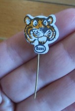 ESSO Tiger Exxon 60s Vintage GAS ADVERTISING Pinback Push Pin
