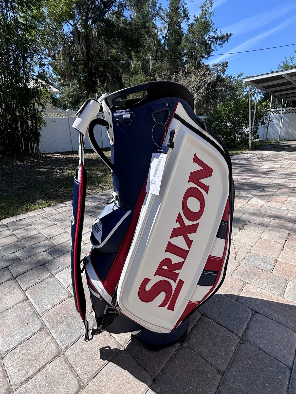 New w Tags SRIXON/CLEVELAND Staff Bag