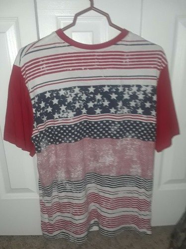 Metro One, Size Large USA Red White Blue Patriotic T-Shirt America flag stars - Picture 5 of 5