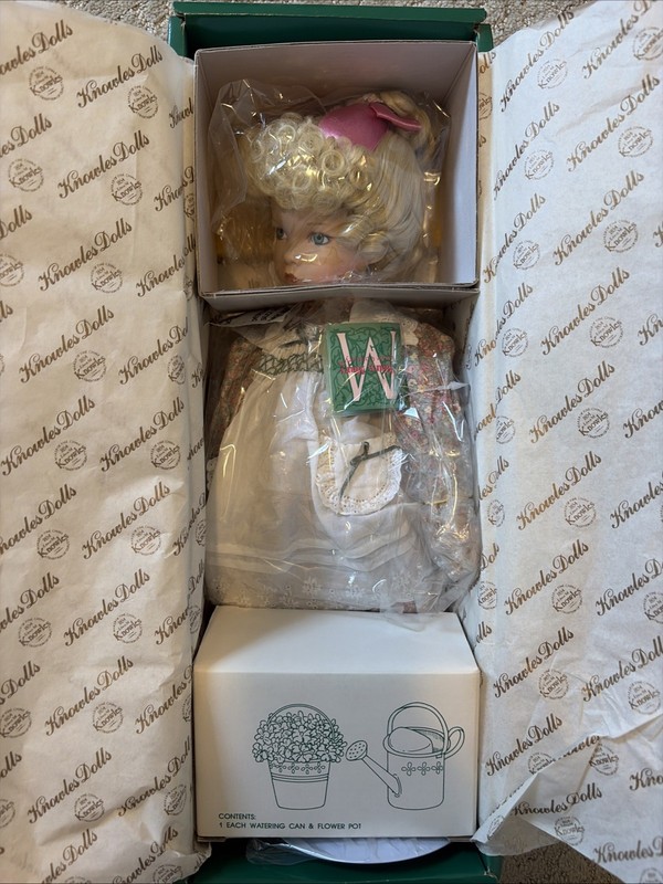Dianna Effner's Mother Goose "Mary Mary" Doll With Stand - New In Box