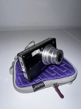 Kodak EasyShare V550 5.0 MP Digital Camera Black + Battery, Charger, Case & SD