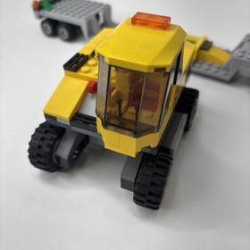 LEGO City: Excavator Transporter (4203) Incomplete No Minifigure