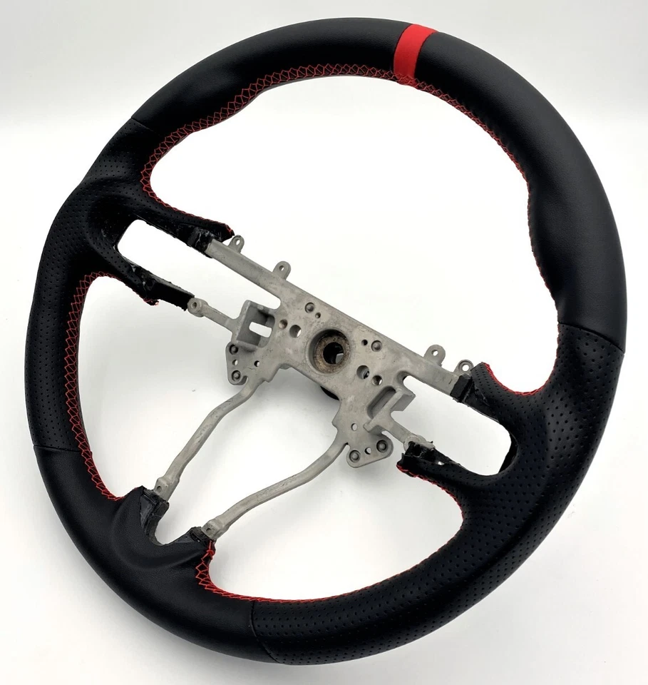 REVESOL Black Sports Steering Wheel Red Strip for 2009-2014 Honda Fit GE/Insight — 第 2/3 张图片