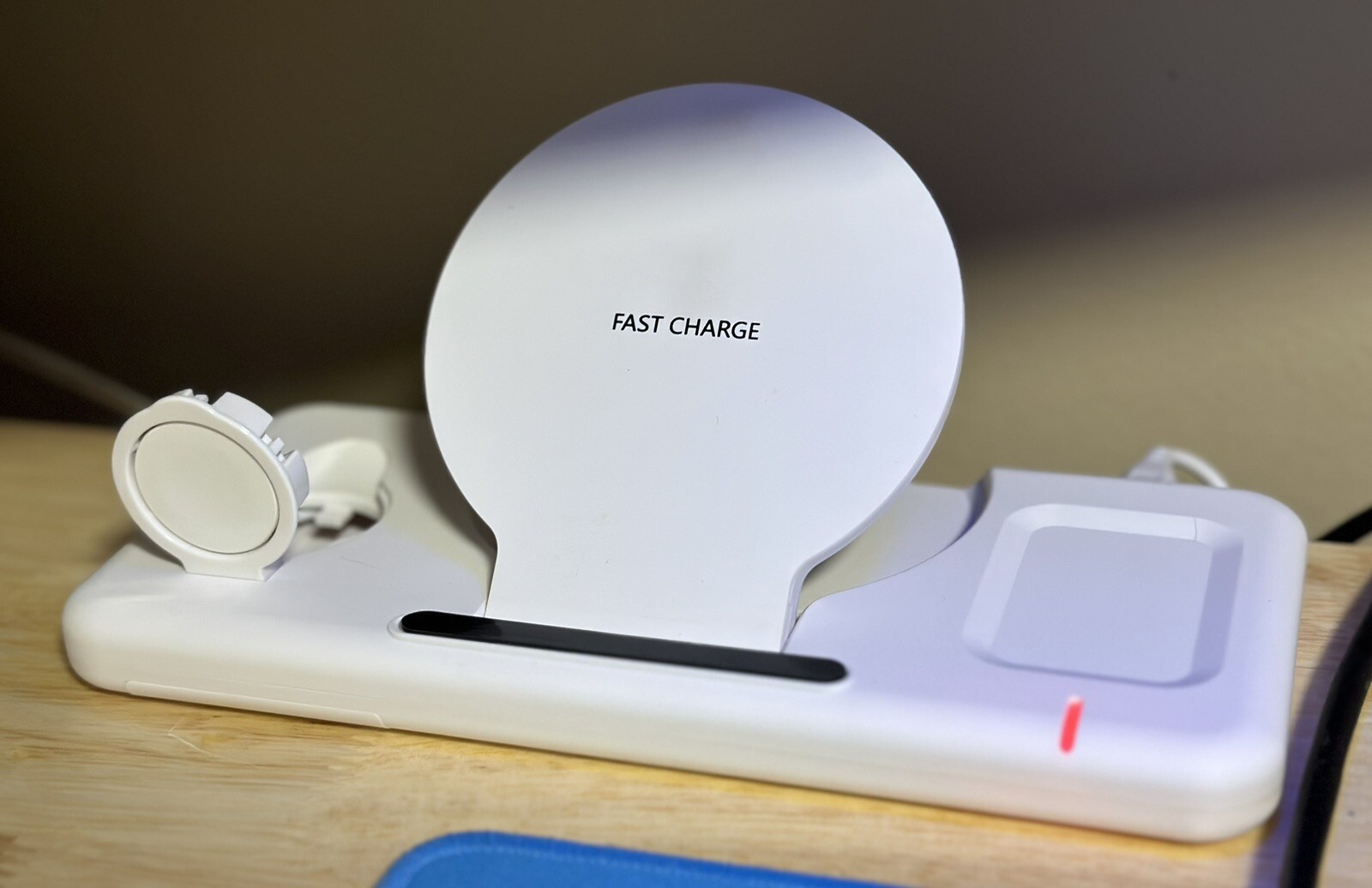Charging station 3 in 1 Fast For Apple Watch, Air Pods and iPhones-image