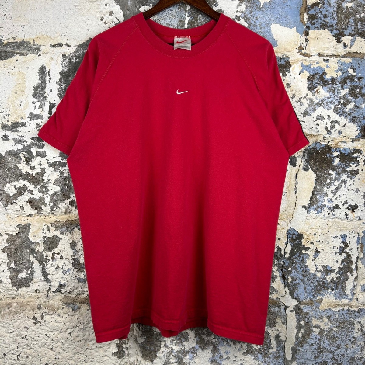 トップス 90s old nike big-swoosh s/s tee red Rare Vintage 90's Nike Center Swoosh T Shirt XL Red Black Stripe