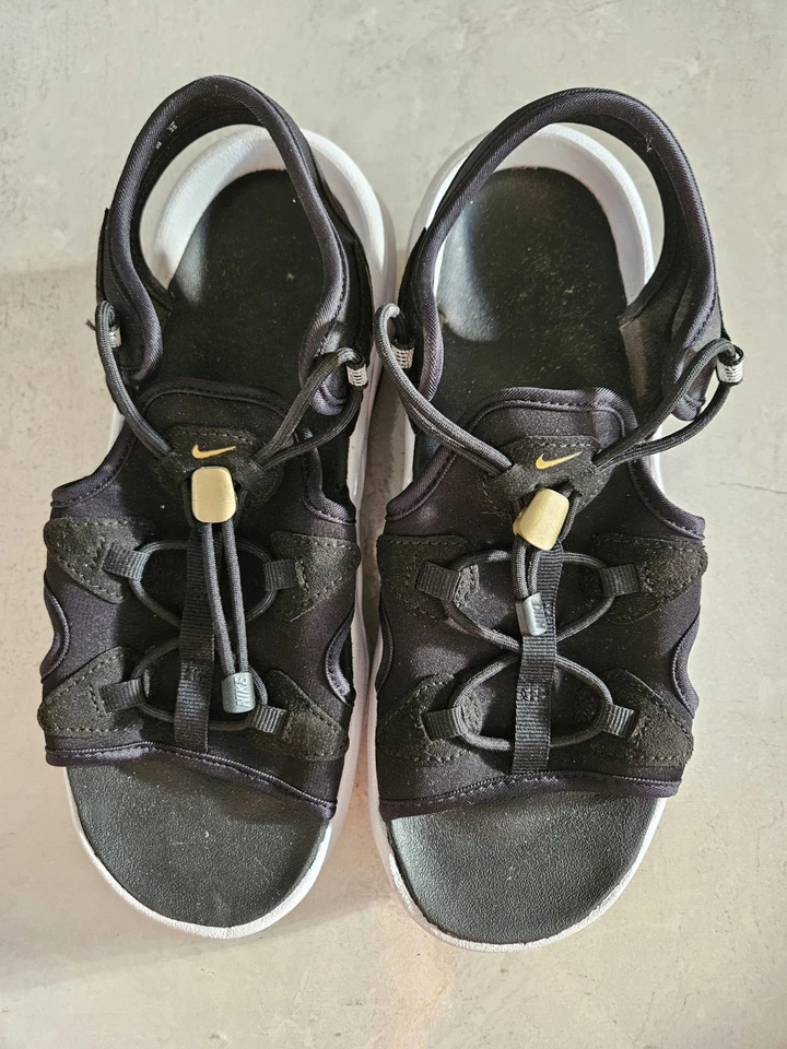 Nike Air Max Koko Sandalias Zapato Zapatilla Negro Blanco CW9705-001 Para Mujer Talla 8 Foto 2 de 4