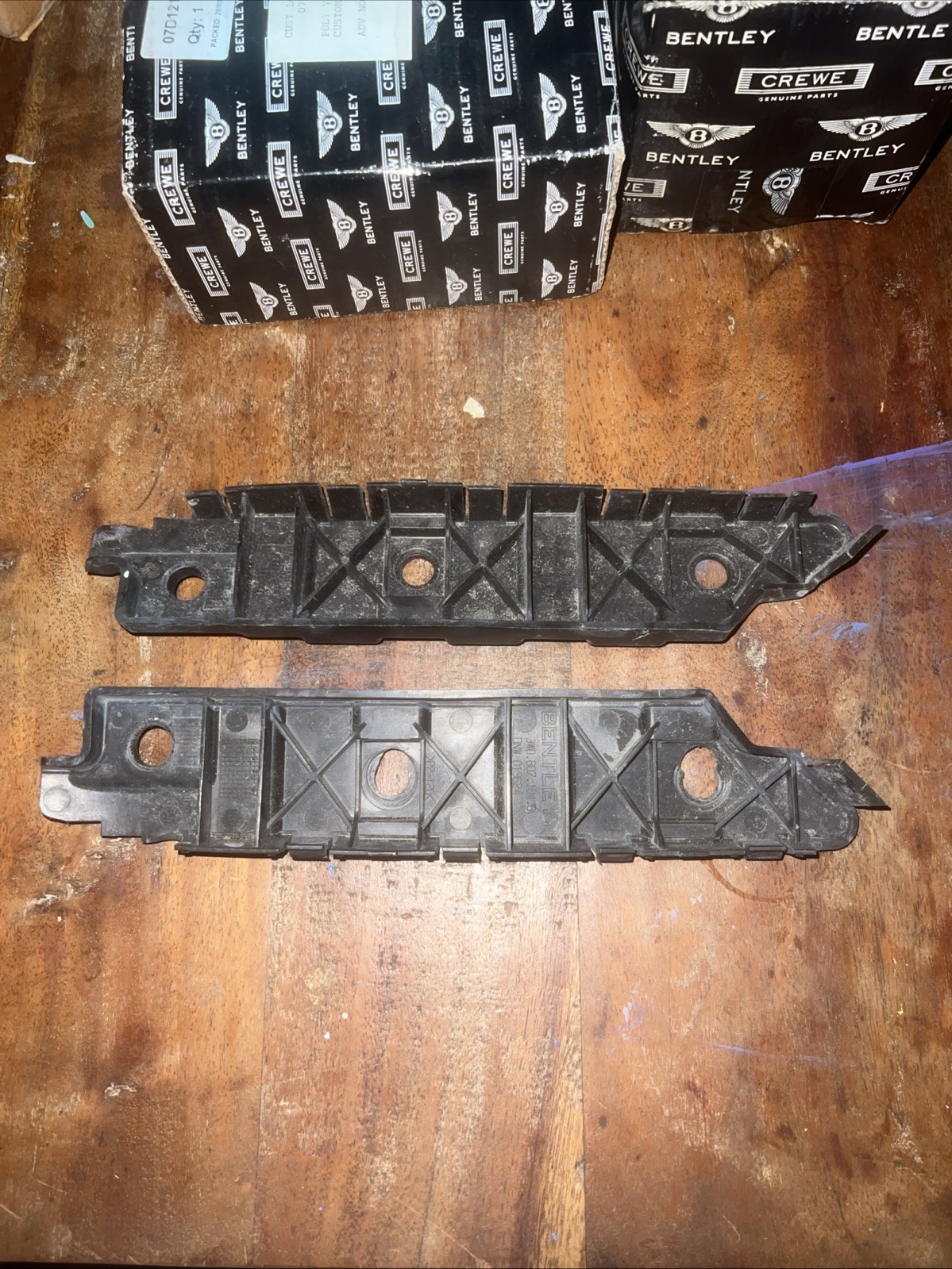 Bentley Continental GT 2003-2012 FRONT Bumper bracket