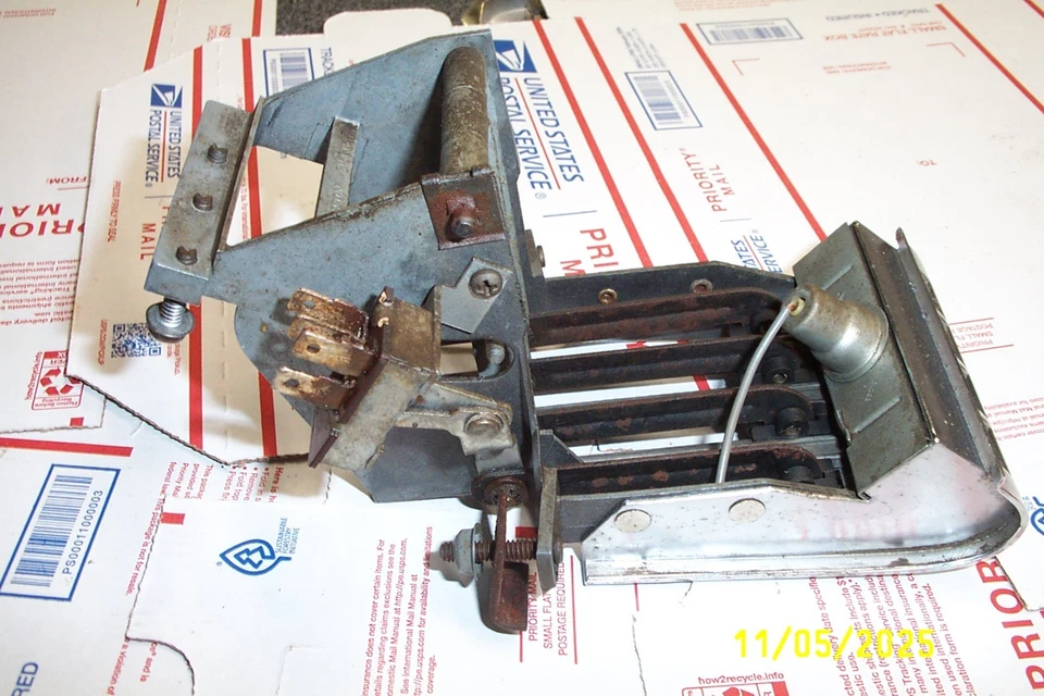 1963 CHEVROLET IMPALA HEATER CONTROLS  original GM biscayne  belair - Image 4 of 4