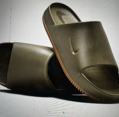 NIB Nike Calm Men's Slides Comfort Sandal MEN 8/WOMEN 9 Medium Olive/Gum Brown